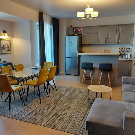 Prime Location, Seaside Apartment, Near The كونستانتا
